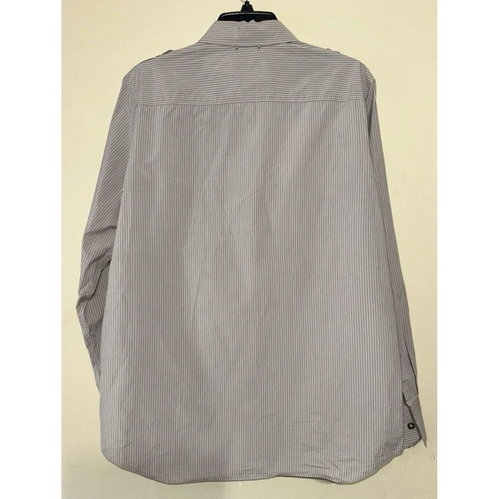 Calvin Klein Men's Non-Iron Long‎ Sleeve Grey Stripe Dress Shirt Size Medium